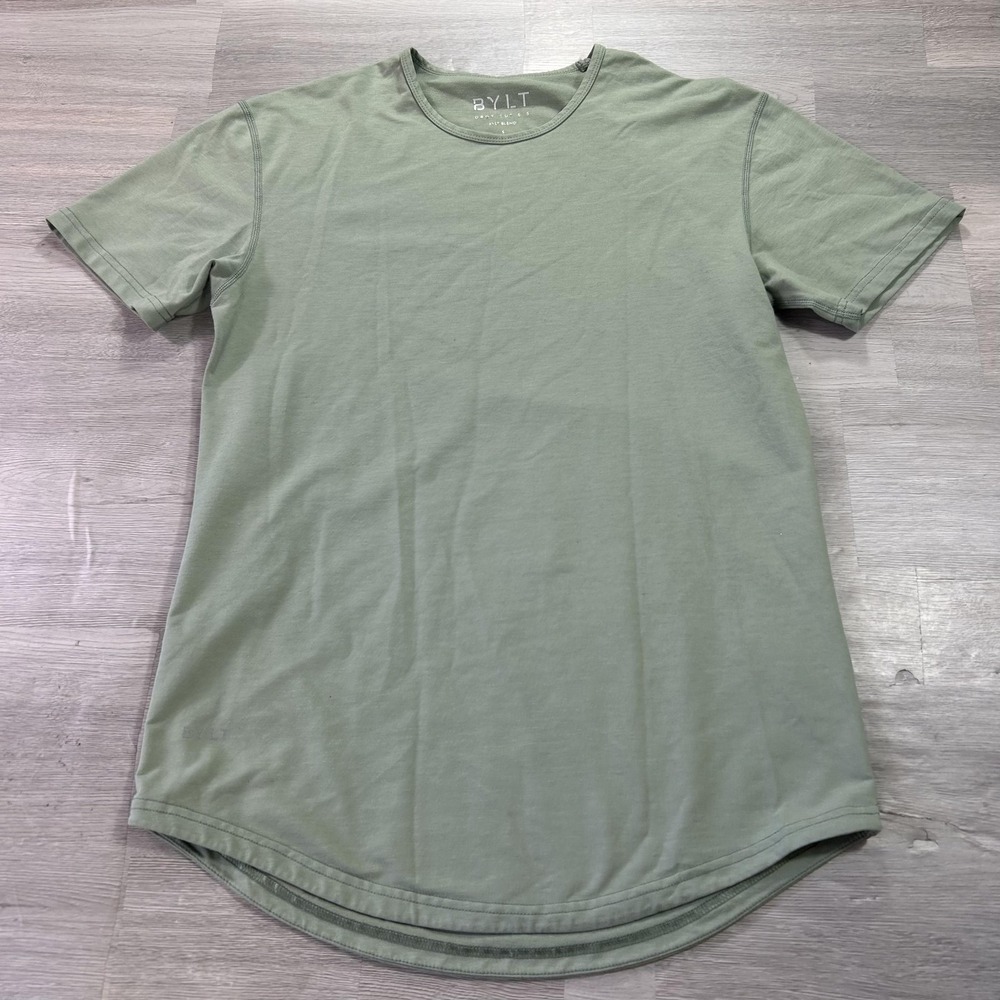 BYLT Shirt Mens Small Green Crewneck Drop-Cut Curved Hem Tagless Casual Tee